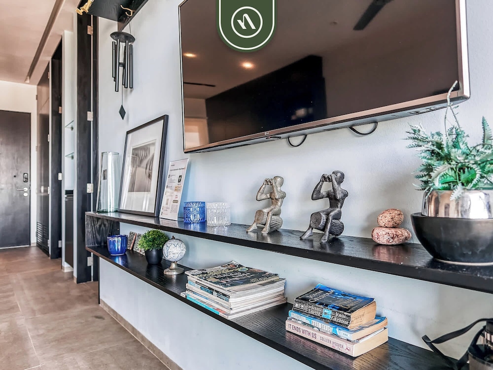 Oceanview Condo With Amazing Rooftop Pool - Gym
