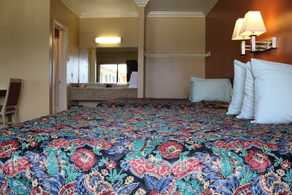 Four Corners motel