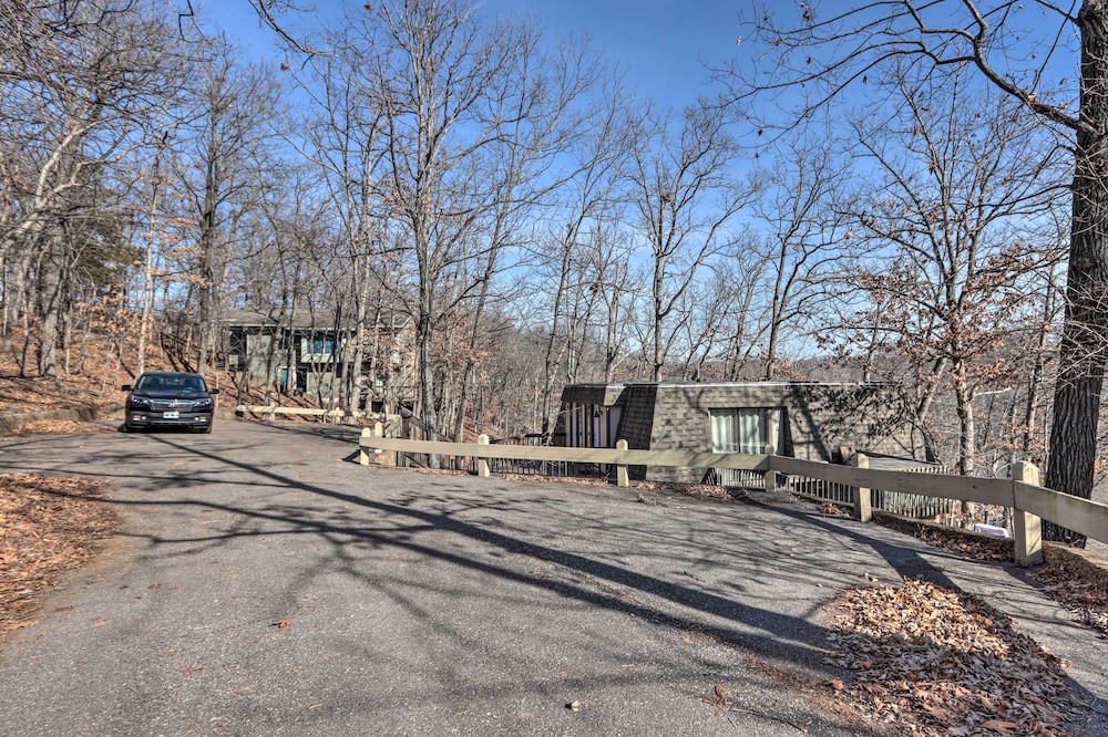 Osage Beach Home w/ Lake Views: Pets Welcome! view 5