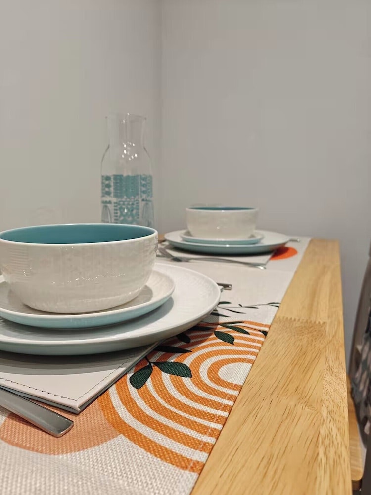 Modern 1Br Sleeps3 - City Centre Location