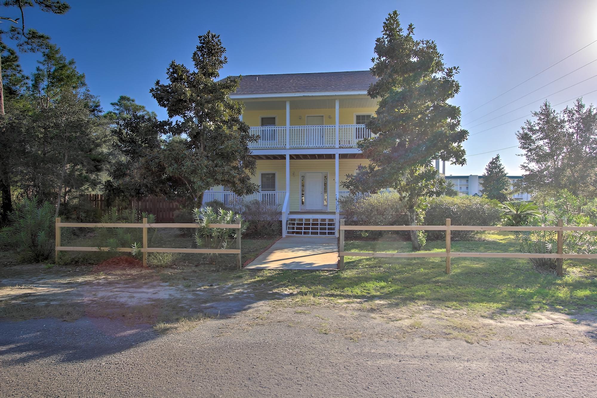 Family-friendly Home w/ Pool, Easy Walk to Beach! view 3
