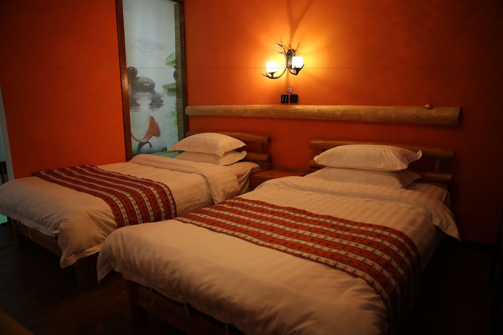 Nirvana Hotel - Hostel