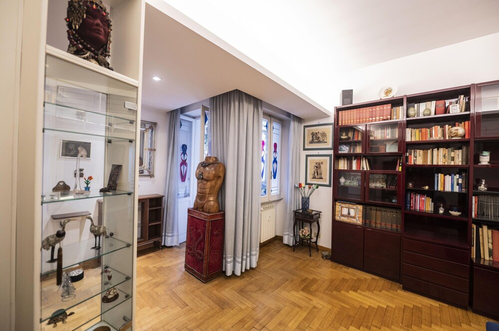 Trastevere 2 BR Cozy Apartment photo 5