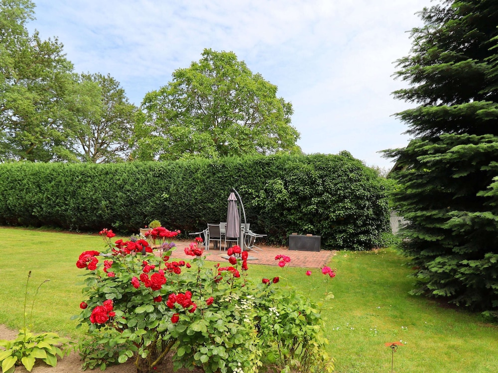 Inviting Apartment in Wendelstorf With Communal Garden