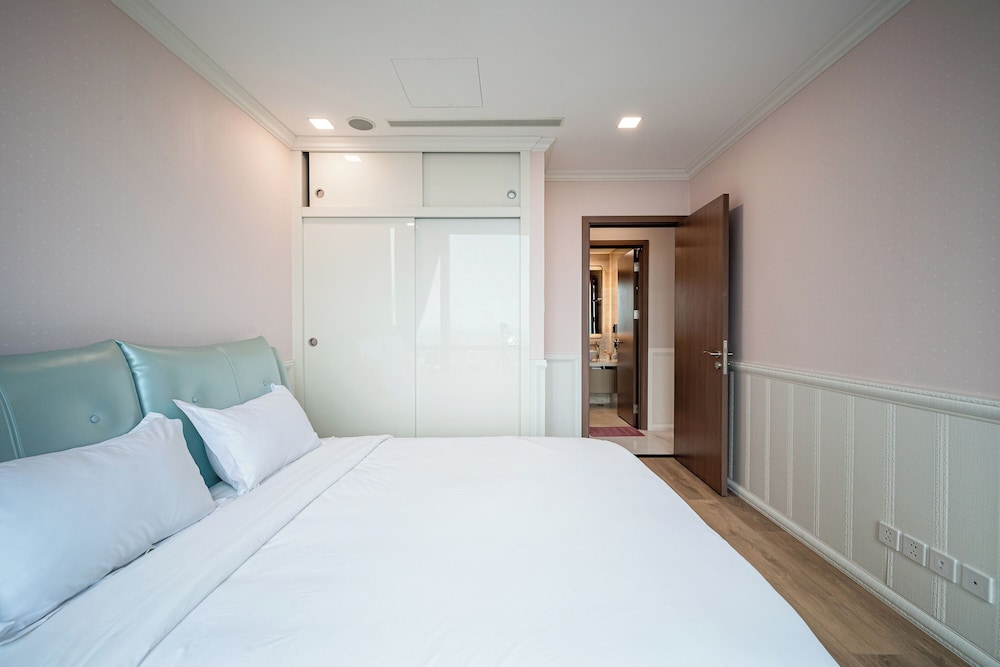 Landmark 81 & Vinhomes - ZEN Saigon Citypoint.