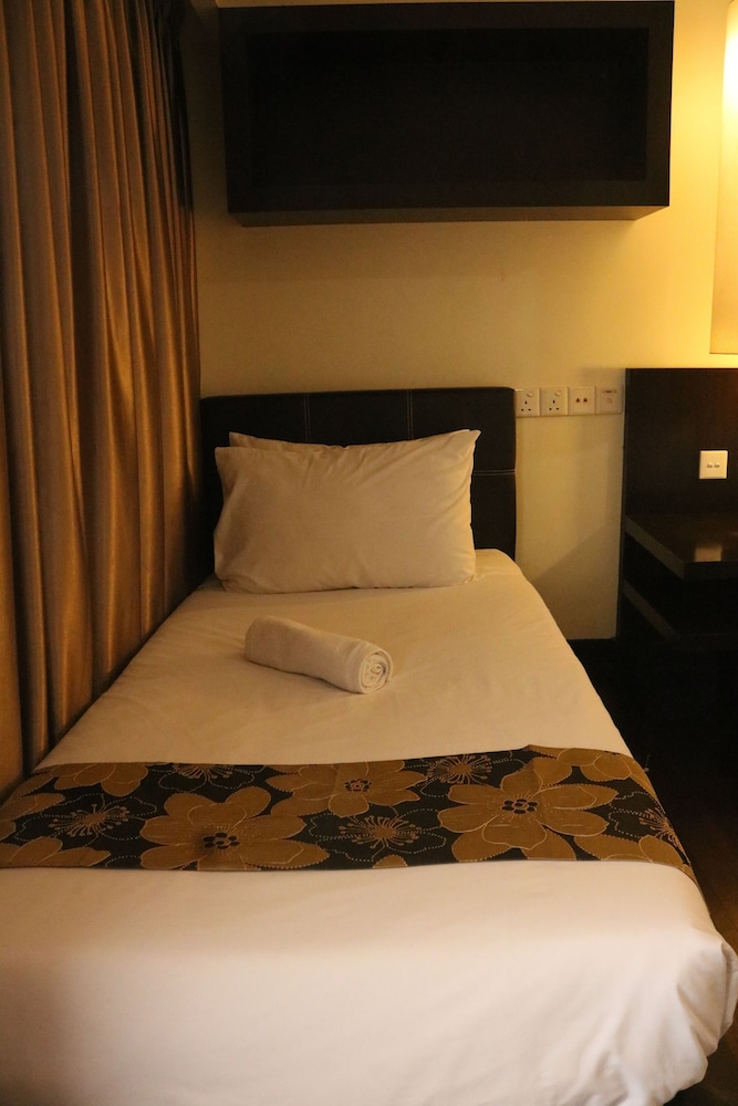 Raintree Resort suites at Bandar Sunway