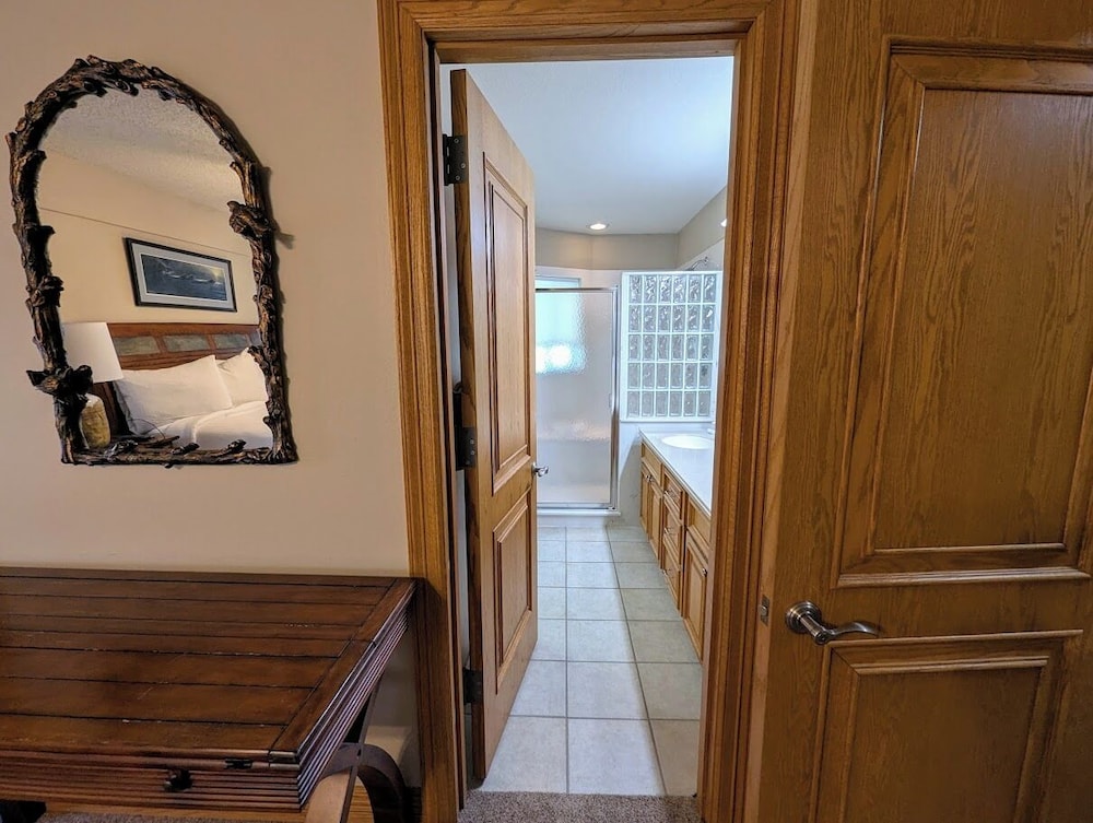 Cinnamon Ridge 1-141