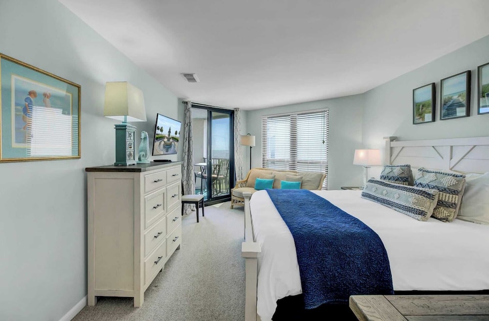 307 Summerhouse by Avantstay Oceanfront, View, Shared Pool