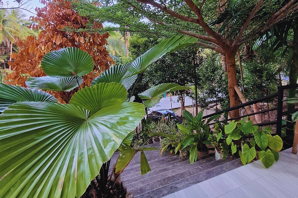 Balcon - Exclusive Private Villa in Camotes Island, Cebu, Philippines