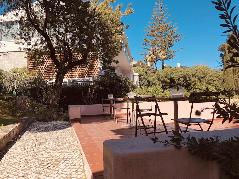 Soul Lab Residency Estoril - Hostel view 4