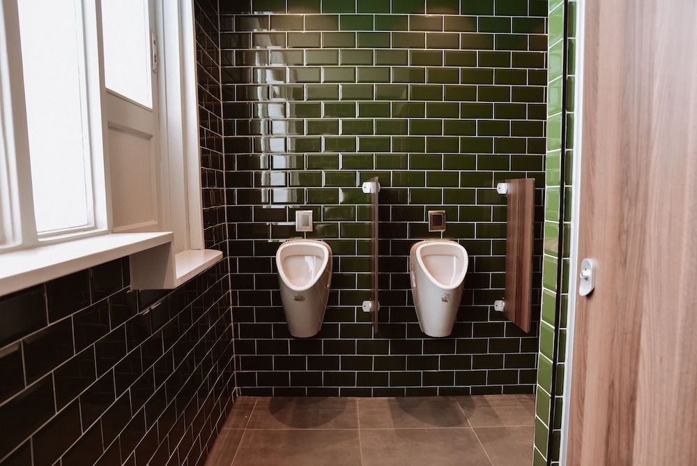 Durty Nelly's - Hostel