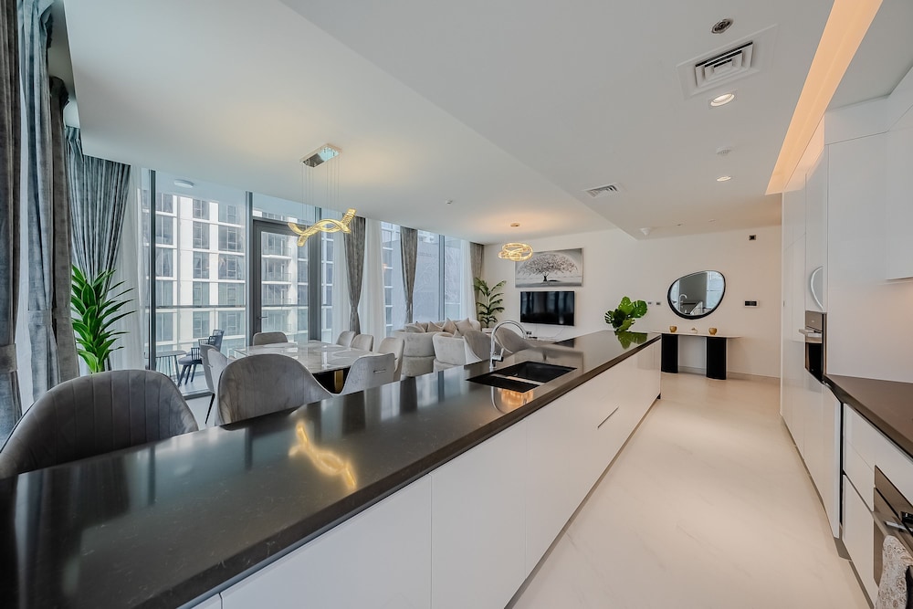 Residence 11 203 in Dubai