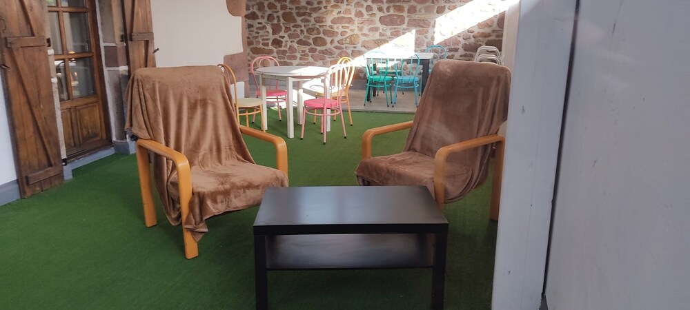 Hostal Mendaurpe
