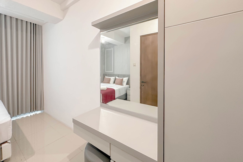 Combined Grey Toned 2Br Apartment At The City Square Surabaya
