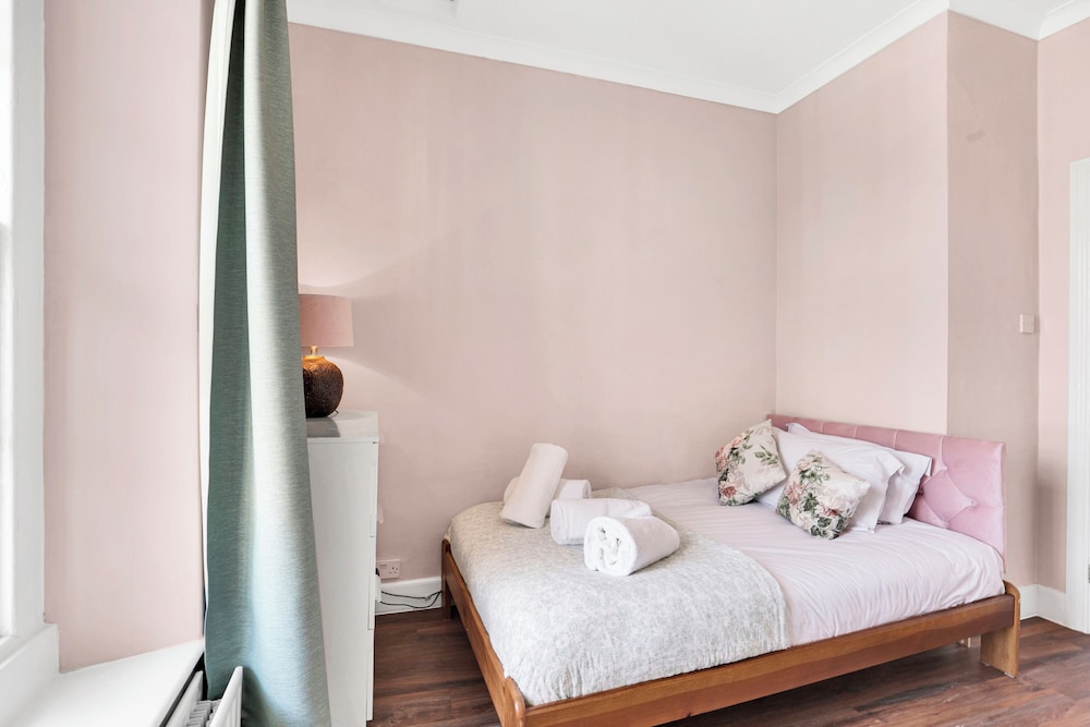Learchild House - North East Escapes