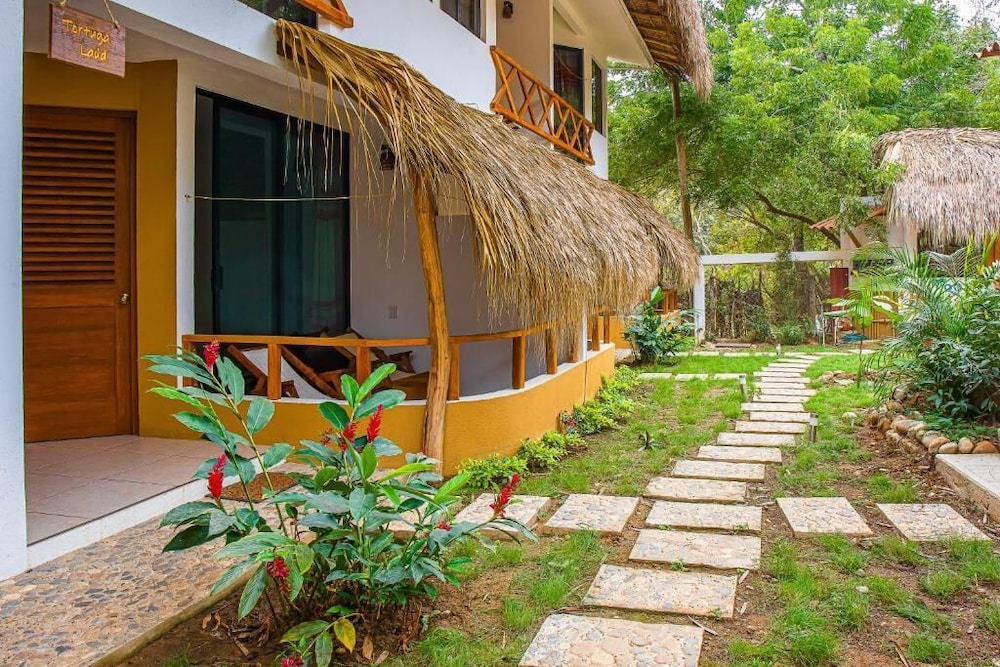 Yoo Bigu Mazunte view 2