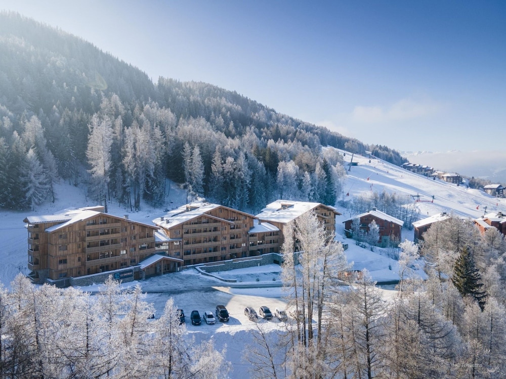 Apartment With ski Access in Northern Alps