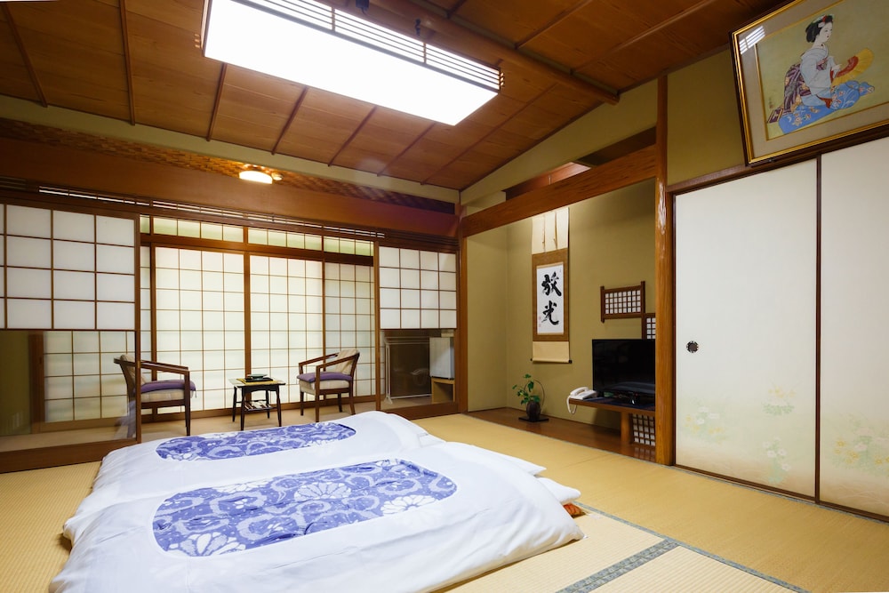 Kibune Hiroya