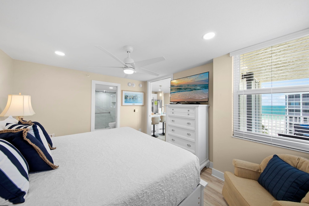 New Luxury Estero Beach Tennis Club 708a