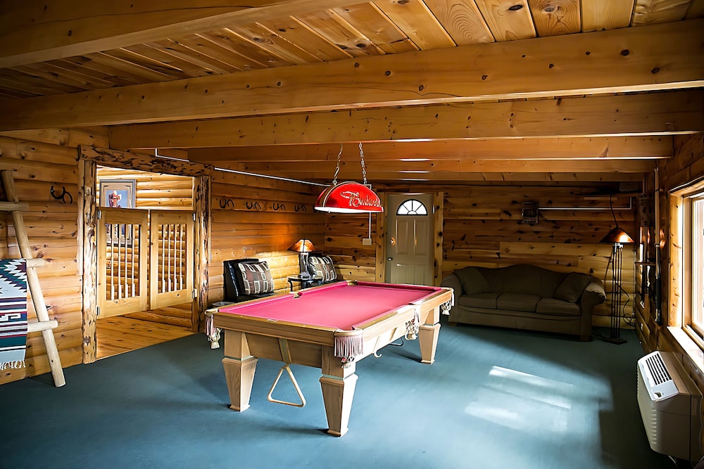 Holy Smoke Resort