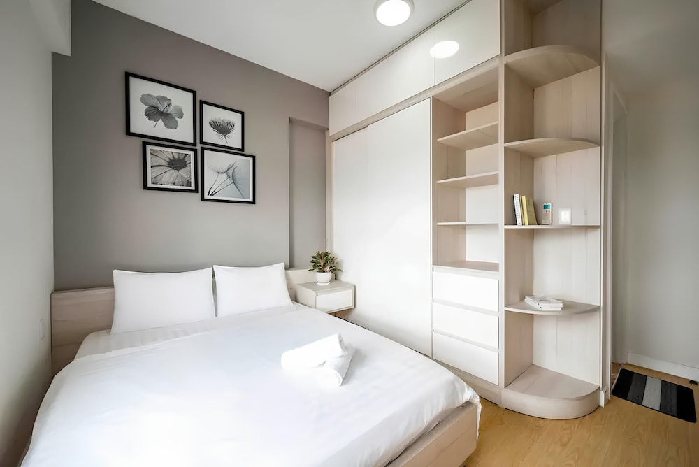 Masteri Luxury City Apartment