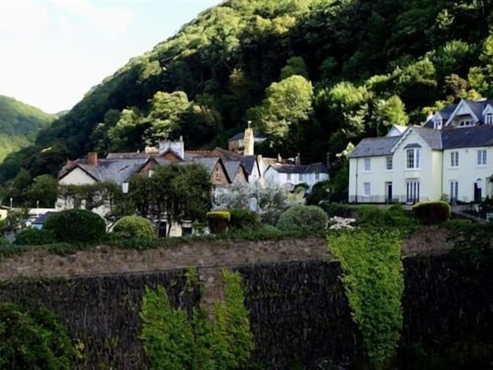 The Lyn Valley Guest House