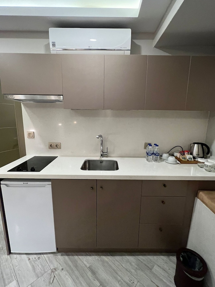 Ayramin Deluxe Hotel - Image 96