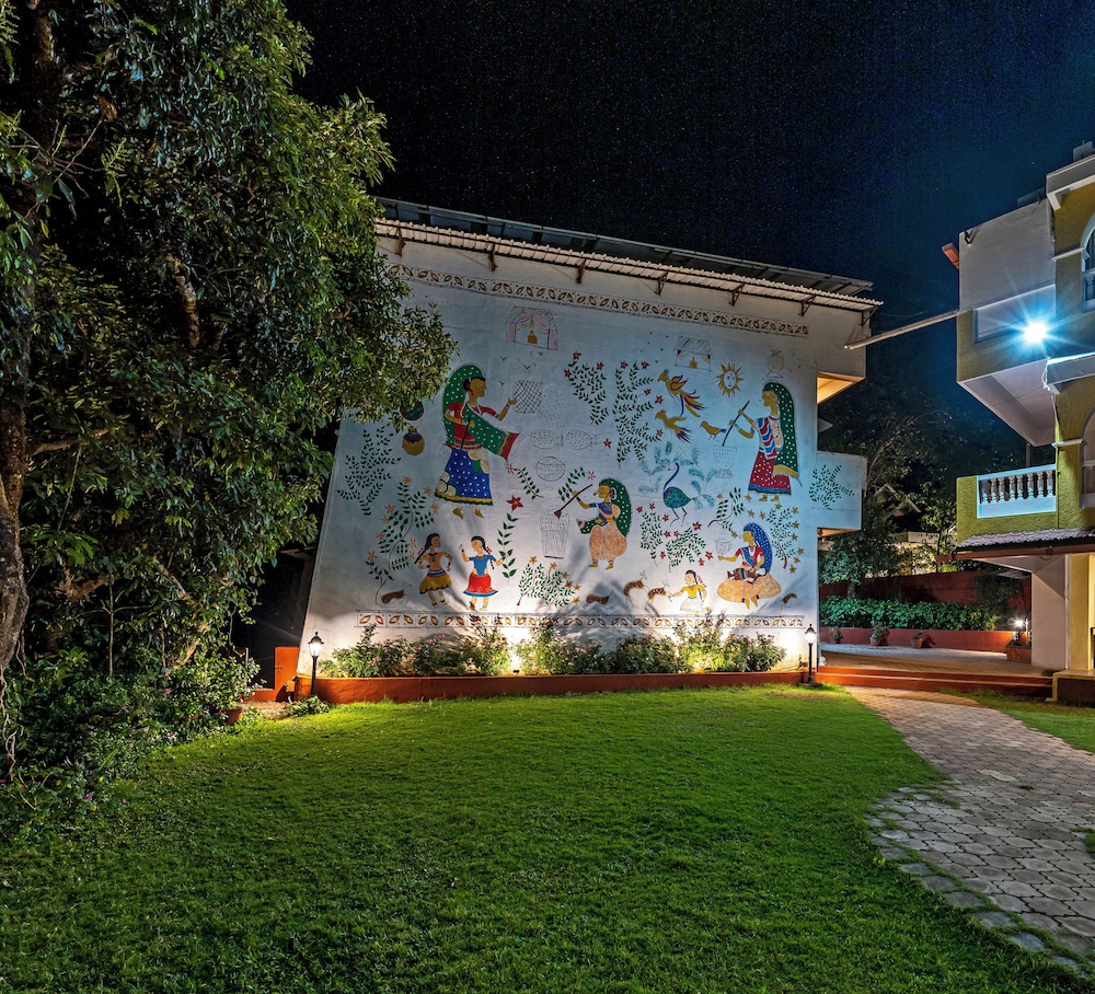 Hotel Hilltop by Fidato Hotels