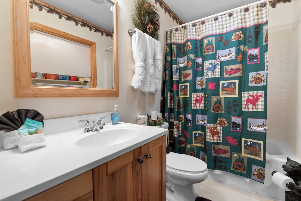 Sugarbear Cabin