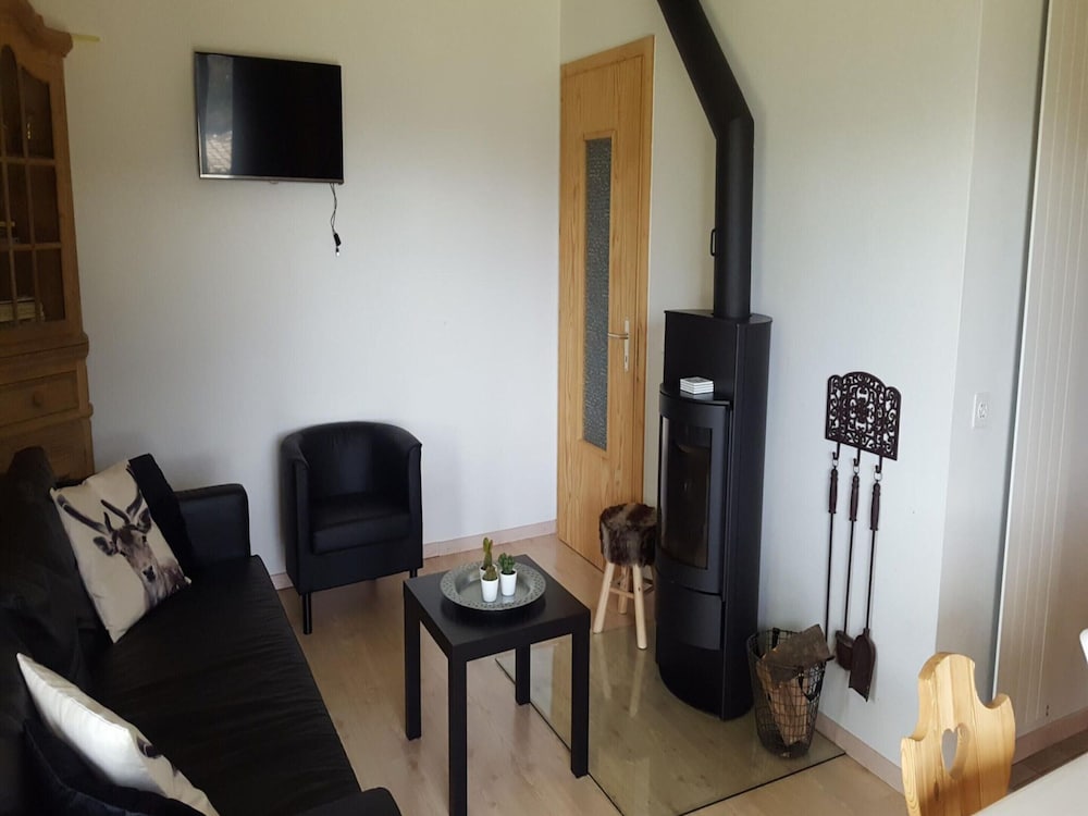 Mountain Escape With Fireplace