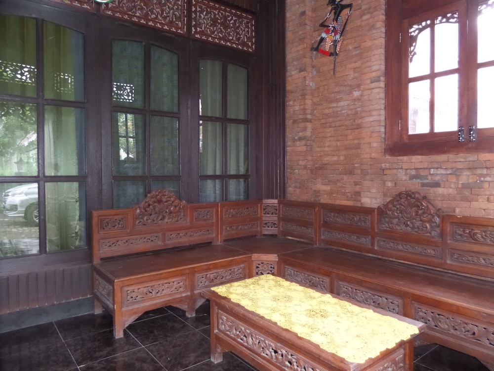 Villa Adas