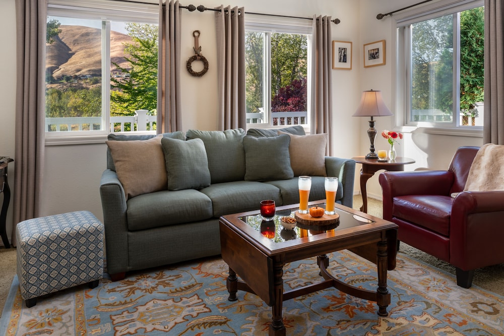 Warm Springs Inn & Winery view 5
