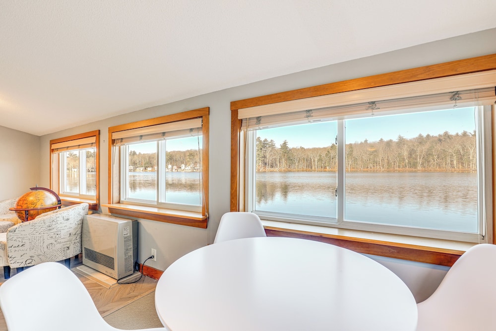 Lakefront Salem Retreat - Fish, Swim, Kayak & More