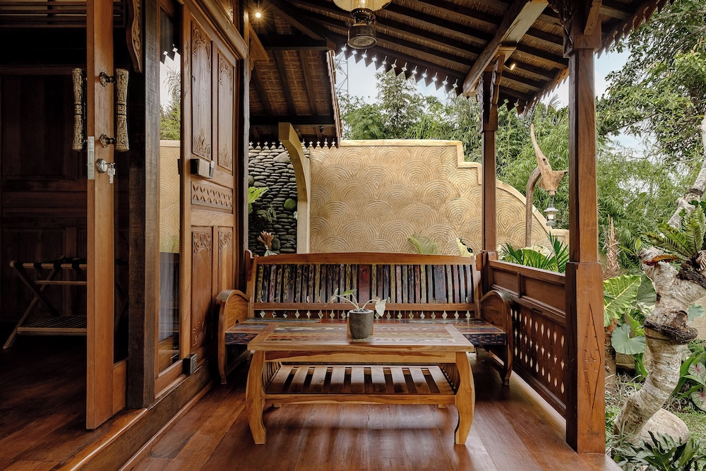 Hidden Saren Villa Ubud