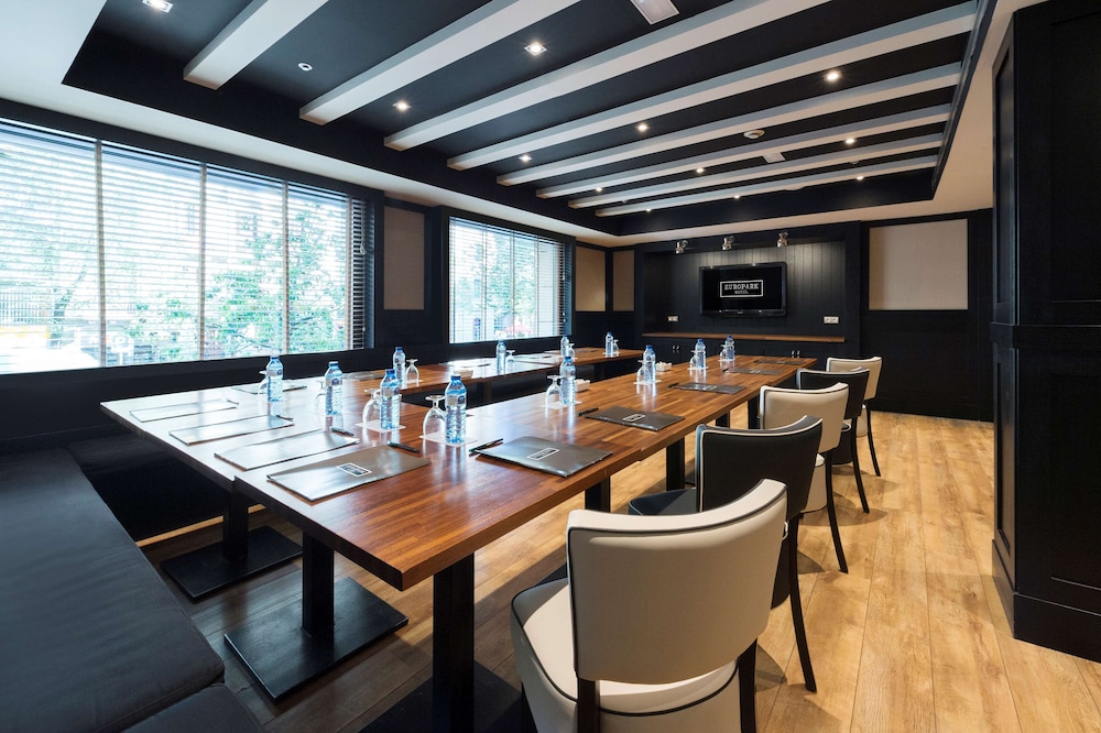 meeting & event spaces