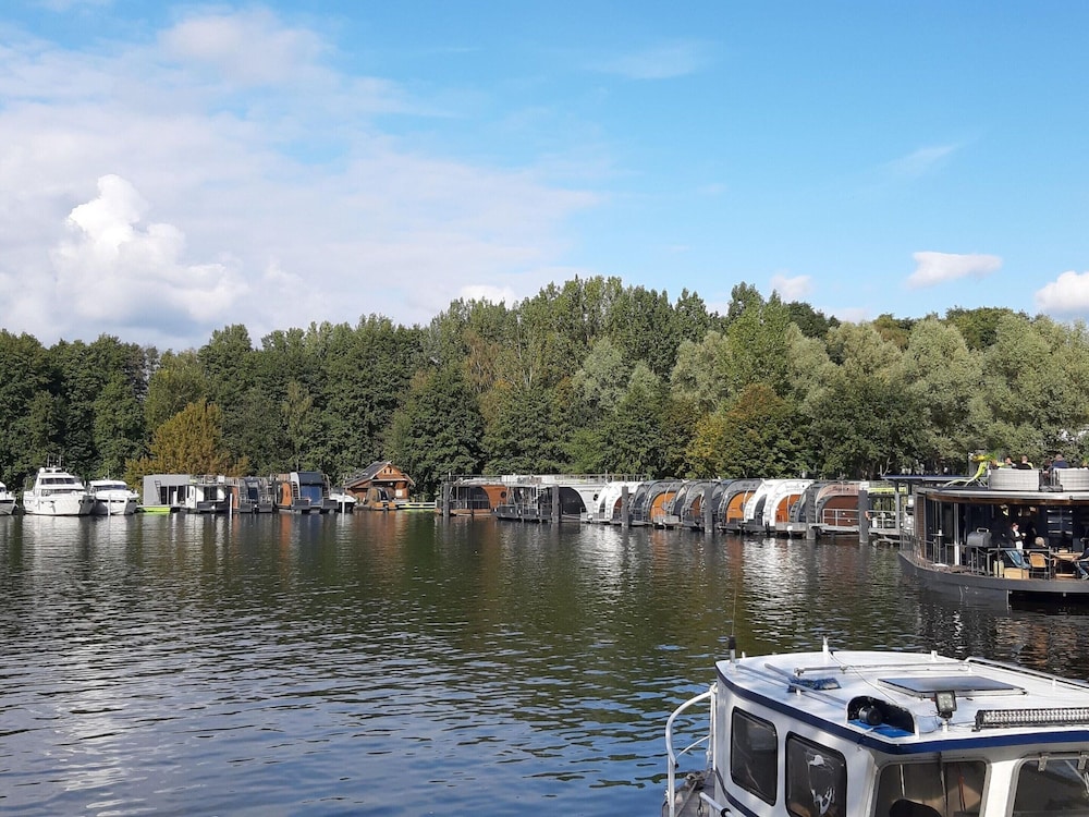 Houseboat on the Dahme, Wildau