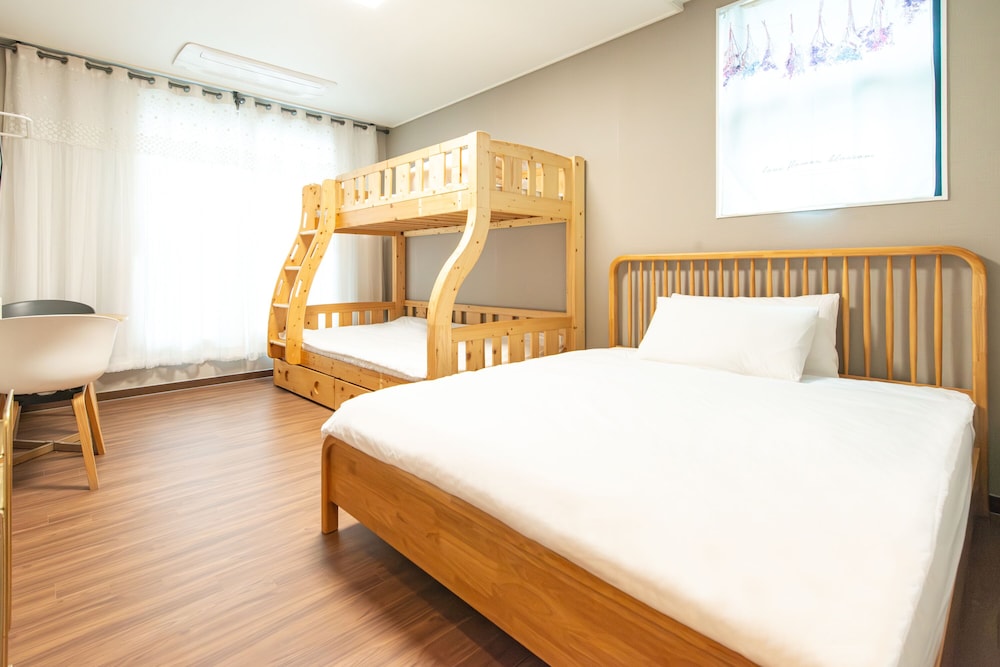 Incheon Airport Guesthouse King