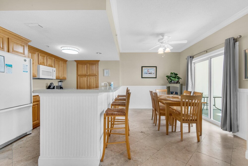 South Harbour 12E