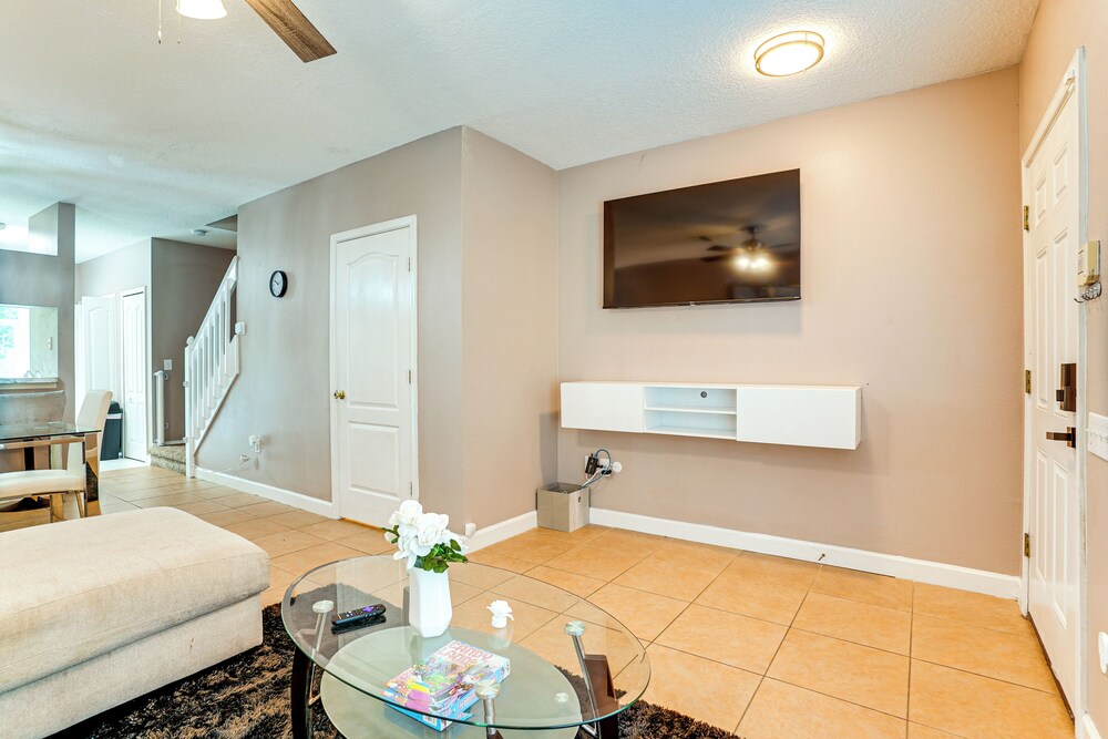 Shop, Golf & More: Family Retreat in Wesley Chapel
