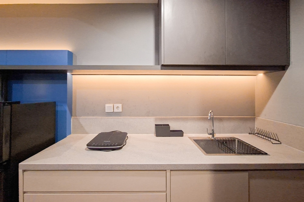 1Br Near Binus Alam Sutera At Collins Boulevard Apartement
