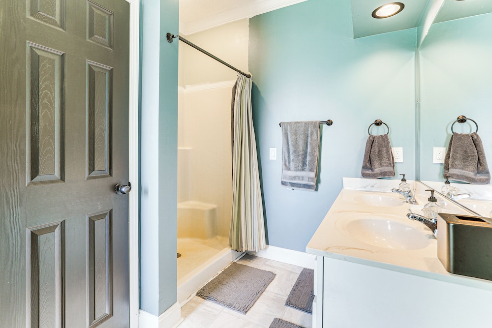 Remote-work Friendly: Lehigh Acres Family Home