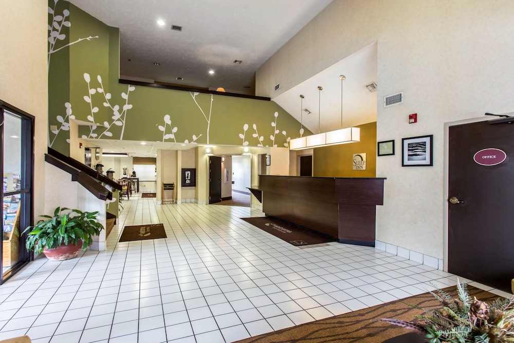 SureStay by Best Western Summerville Flowertown view 4