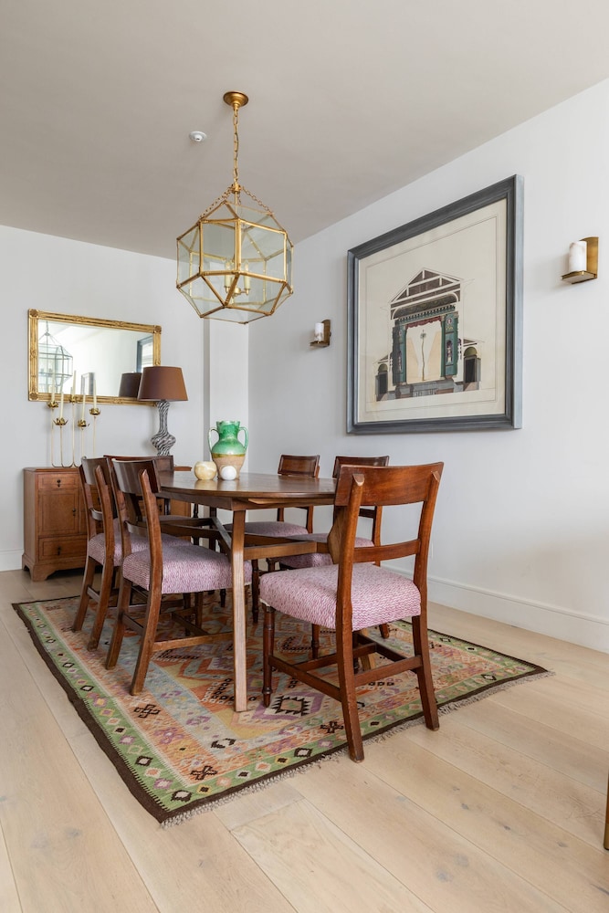 Cranley Mews VI by Onefinestay
