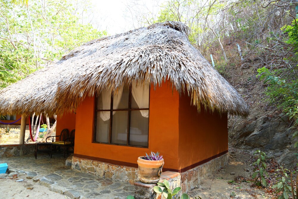 Hotel Bahía de la Luna - Image 1