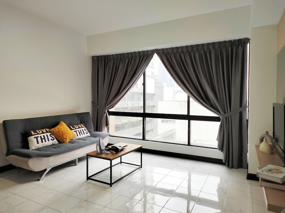 Plaza Berjaya by Manhattan Group