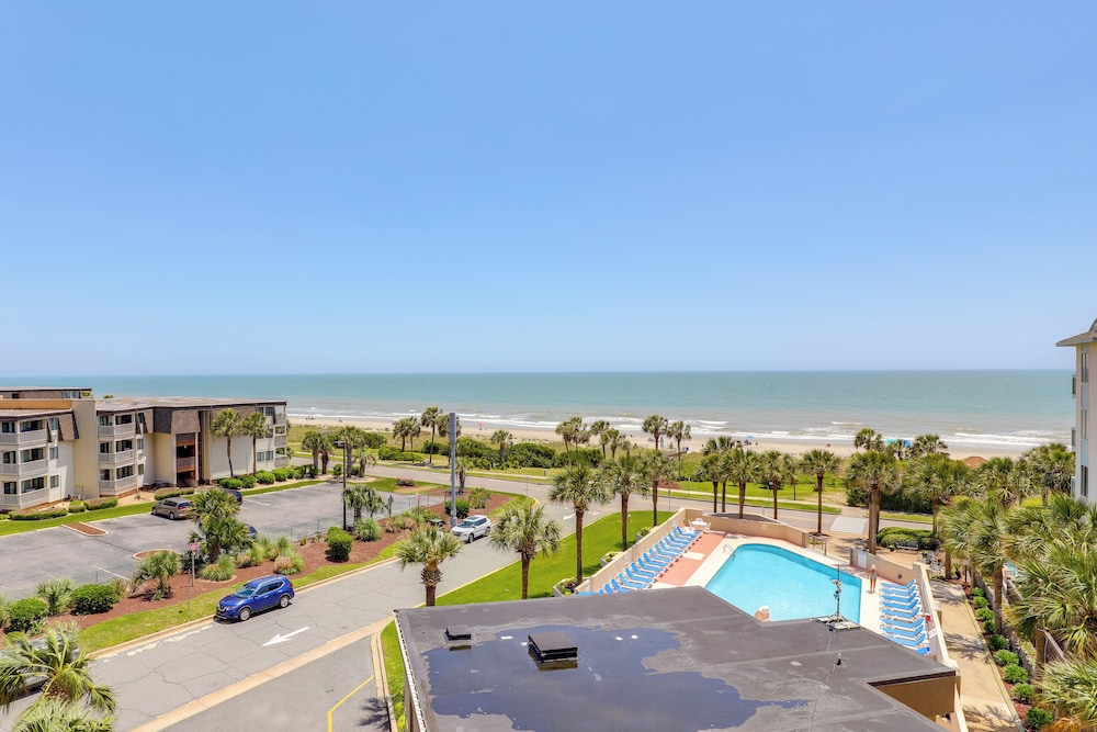 Walk to Myrtle Beach: Condo w/ Views & Pool Access