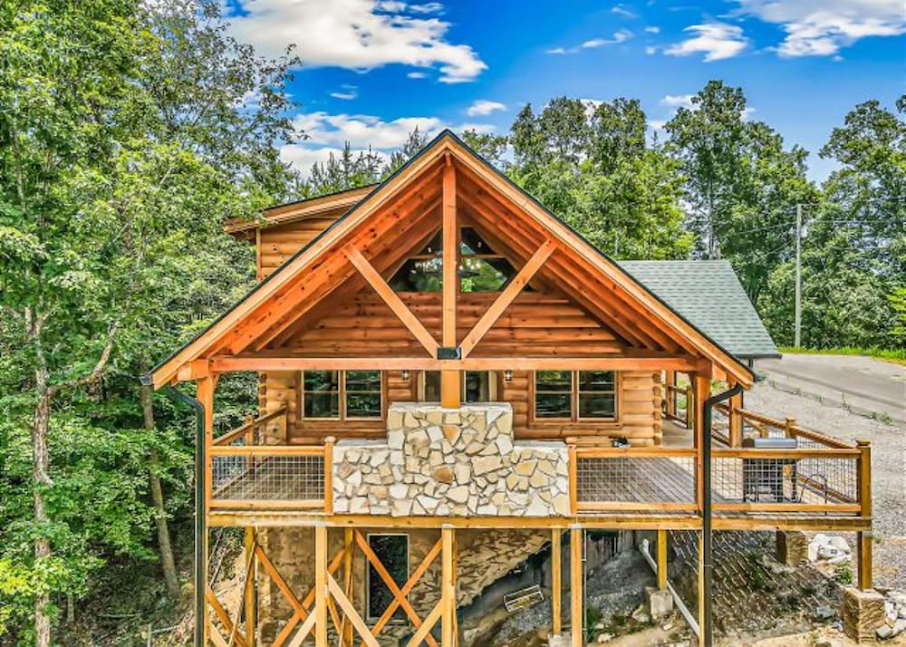 Red Cedar Lodge #396 view 4