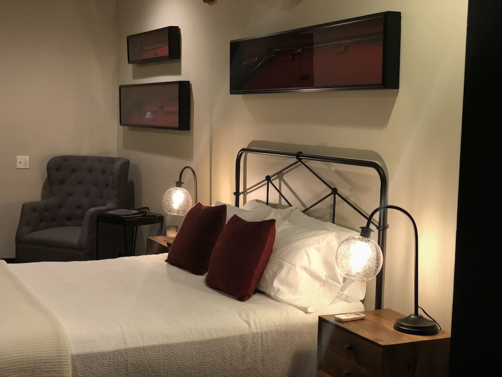 Florence Vacations - GunRunner Boutique Hotel - Property Image 73