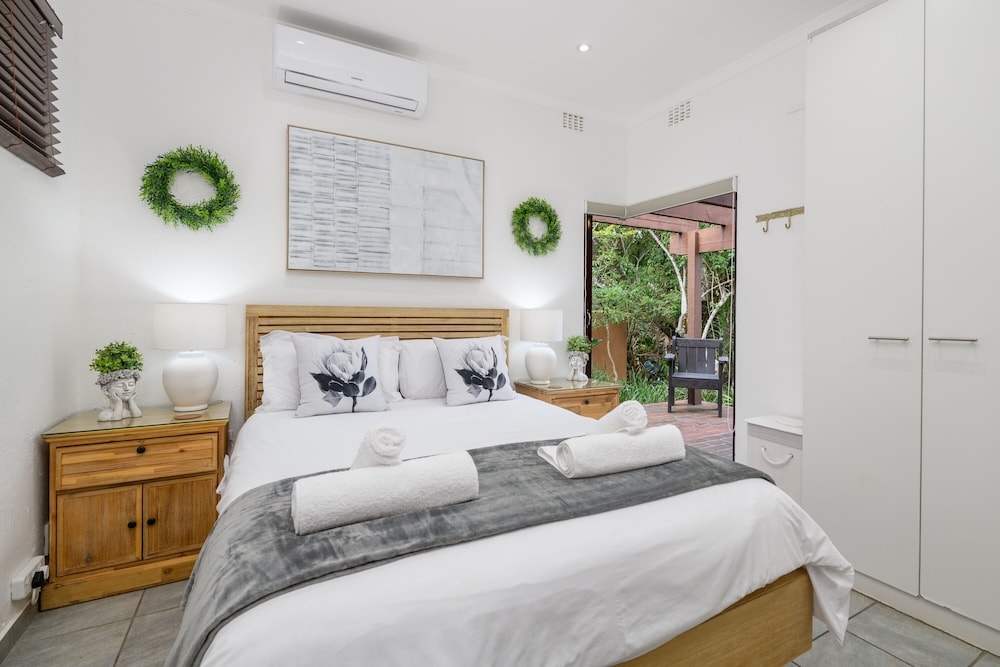 San Lameer Villa Rentals 2908