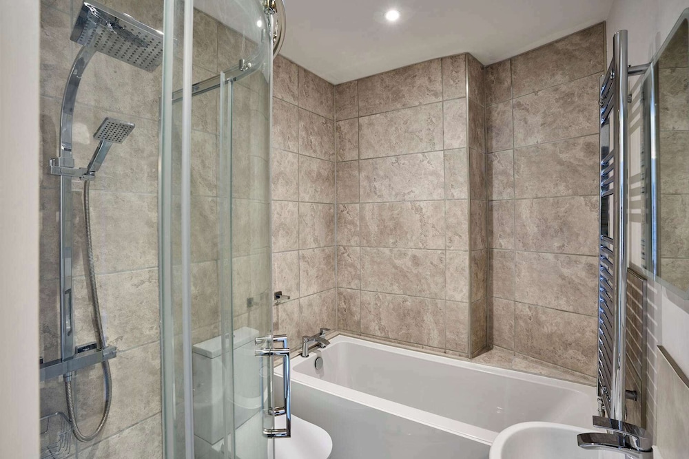 Host Stay Prince of Wales Road